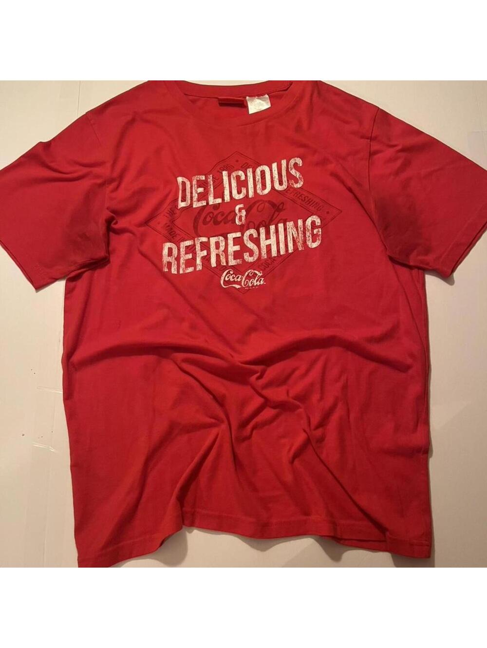 Y2K Coca Cola Graphic Red Tee Shirt, Sized Medium